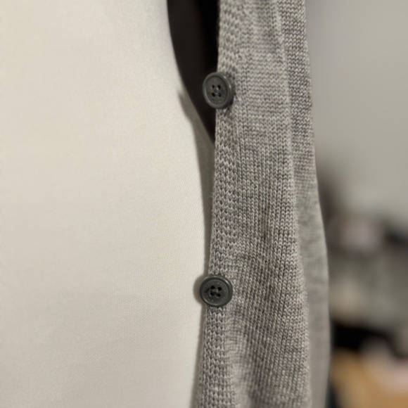Lululemon gray cardigan - Picture 2 of 7